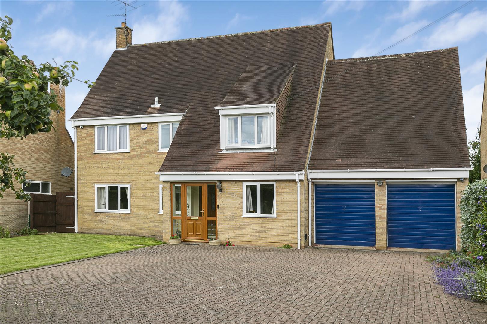 5 Bedroom for sale in Waresley Cheffins Cambridge Sales